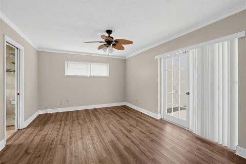 Villa ou maison à vendre à Saint Petersburg, Floride: 4 chambres, 182.92 m2 № 2305017 - photo 17