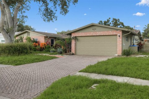 Villa ou maison à vendre à Saint Petersburg, Floride: 4 chambres, 182.92 m2 № 2305017 - photo 23