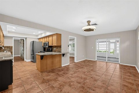 Villa ou maison à vendre à Saint Petersburg, Floride: 4 chambres, 182.92 m2 № 2305017 - photo 10