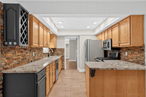 Villa ou maison à vendre à Saint Petersburg, Floride: 4 chambres, 182.92 m2 № 2305017 - photo 9