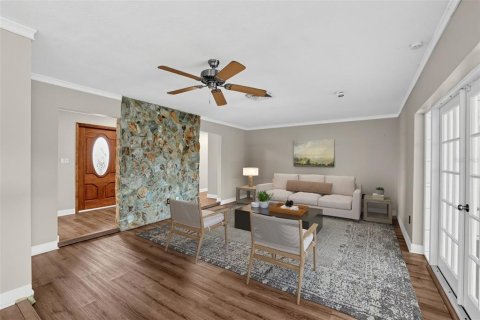 Villa ou maison à vendre à Saint Petersburg, Floride: 4 chambres, 182.92 m2 № 2305017 - photo 5