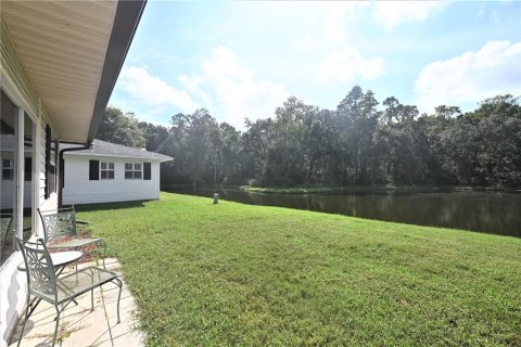 Villa ou maison à louer à Lakeland, Floride: 2 chambres, 110.83 m2 № 2361332 - photo 23