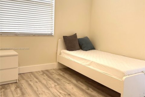 Appartement à louer à Doral, Floride: 2 chambres, 99.59 m2 № 1947260 - photo 1