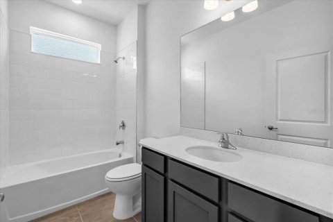 House in Venice, Florida 3 bedrooms, 168.25 sq.m. № 1795028 - photo 9