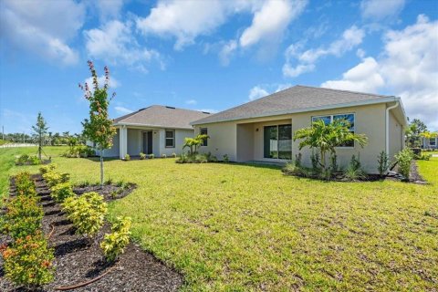 House in Venice, Florida 3 bedrooms, 168.25 sq.m. № 1795028 - photo 15