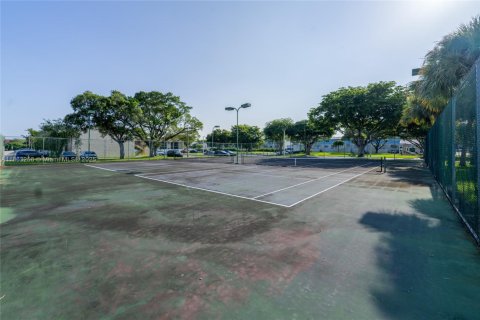 Condo in Cutler Bay, Florida, 1 bedroom  № 1892983 - photo 28
