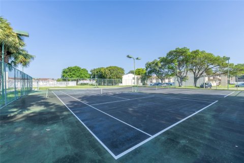 Condo in Cutler Bay, Florida, 1 bedroom  № 1892983 - photo 27