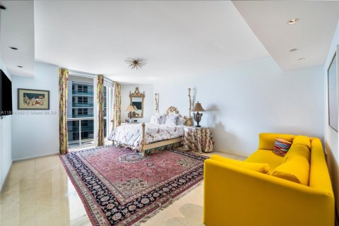 Купить кондоминиум в Серфсайд, Флорида 3 спальни, 259.2м2, № 1971196 - фото 15