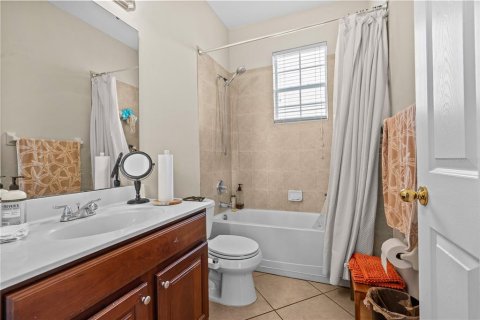 Villa ou maison à vendre à Orlando, Floride: 4 chambres, 272.2 m2 № 1816835 - photo 21