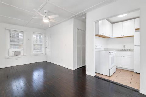 Apartment in West Palm Beach, Florida 1 bedroom, 55.74 sq.m. № 2193039 - photo 4