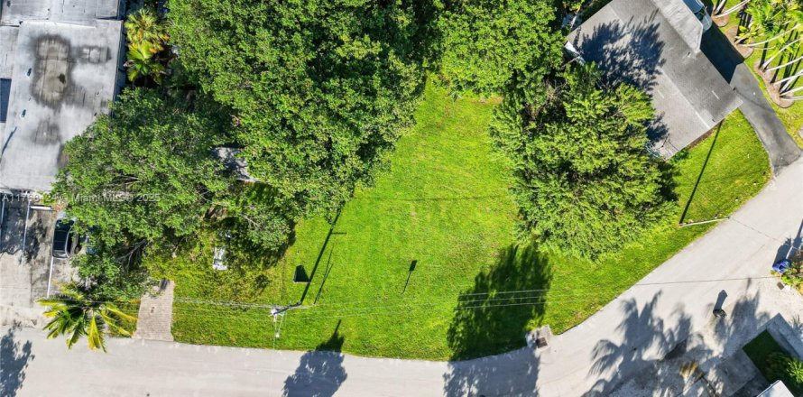 Terreno en Fort Lauderdale, Florida № 1716390