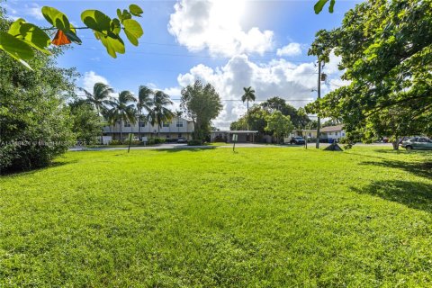Terreno en venta en Fort Lauderdale, Florida № 1716390 - foto 5