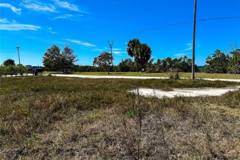 Land in Bokeelia, Florida № 1030061 - photo 6