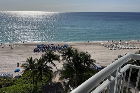 Copropriété à louer à Sunny Isles Beach, Floride: 2 chambres, 136.57 m2 № 1986926 - photo 7