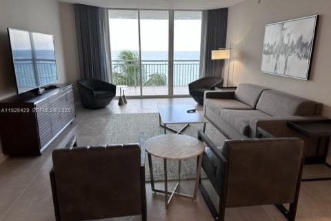 Copropriété à louer à Sunny Isles Beach, Floride: 2 chambres, 136.57 m2 № 1986926 - photo 3