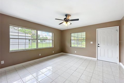 Casa en venta en Ocala, Florida, 4 dormitorios, 205.5 m2 № 1856731 - foto 19