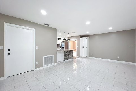 Casa en venta en Ocala, Florida, 4 dormitorios, 205.5 m2 № 1856731 - foto 17