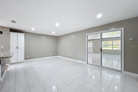Casa en venta en Ocala, Florida, 4 dormitorios, 205.5 m2 № 1856731 - foto 18
