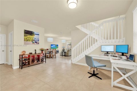 Villa ou maison à vendre à Cutler Bay, Floride: 4 chambres, 203.08 m2 № 2029680 - photo 3
