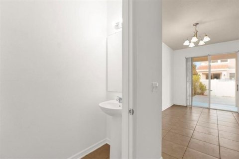 Adosado en venta en Orlando, Florida, 3 dormitorios, 143.44 m2 № 2210965 - foto 15