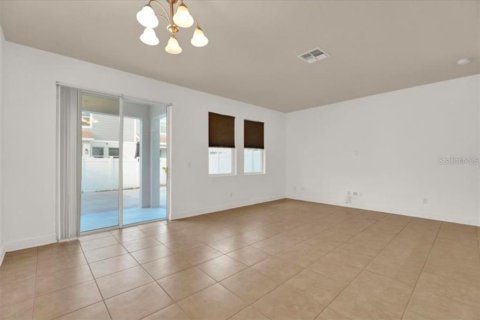 Adosado en venta en Orlando, Florida, 3 dormitorios, 143.44 m2 № 2210965 - foto 5