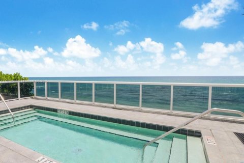 Condominio en alquiler en Sunny Isles Beach, Florida, 2 dormitorios, 133.31 m2 № 1947158 - foto 13