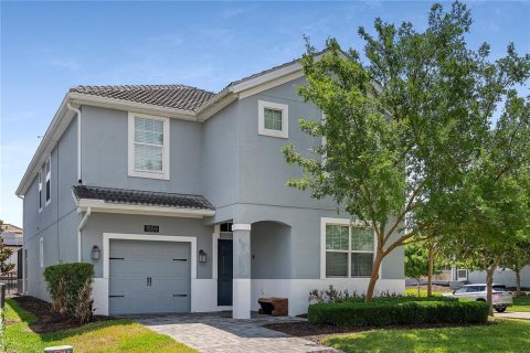 House in Davenport, Florida 6 bedrooms, 305.74 sq.m. № 2122524