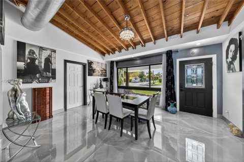 Villa ou maison à louer à Pompano Beach, Floride: 3 chambres, 123 m2 № 2171740 - photo 6