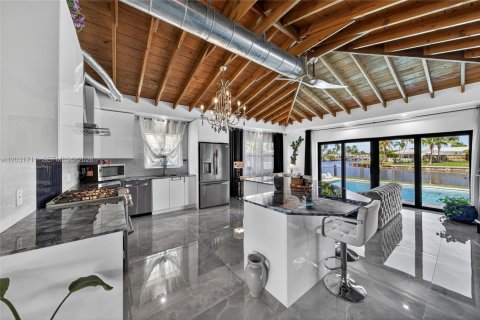 Villa ou maison à louer à Pompano Beach, Floride: 3 chambres, 123 m2 № 2171740 - photo 9