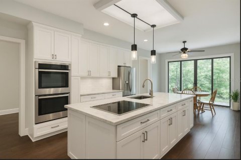 House in Middleburg, Florida 4 bedrooms, 403.47 sq.m. № 1899147 - photo 8