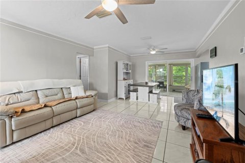House in Spring Hill, Florida 2 bedrooms, 92.9 sq.m. № 1834713 - photo 7
