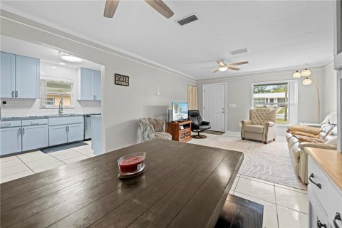 House in Spring Hill, Florida 2 bedrooms, 92.9 sq.m. № 1834713 - photo 13