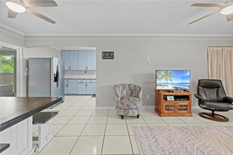 House in Spring Hill, Florida 2 bedrooms, 92.9 sq.m. № 1834713 - photo 9