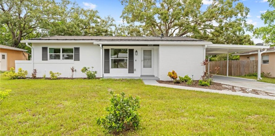House in Spring Hill, Florida 2 bedrooms, 92.9 sq.m. № 1834713