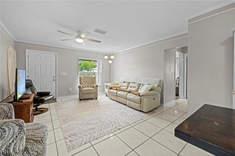 House in Spring Hill, Florida 2 bedrooms, 92.9 sq.m. № 1834713 - photo 6