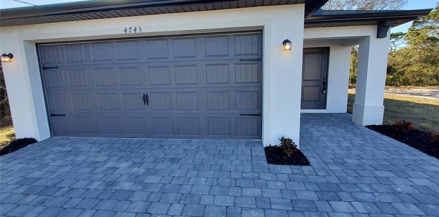House in North Port, Florida 3 bedrooms, 119.47 sq.m. № 1563697