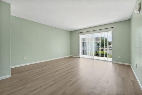 Copropriété à louer à Orlando, Floride: 2 chambres, 87.7 m2 № 2415422 - photo 4