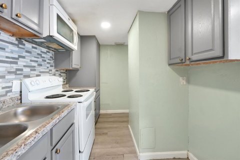 Copropriété à louer à Orlando, Floride: 2 chambres, 87.7 m2 № 2415422 - photo 9