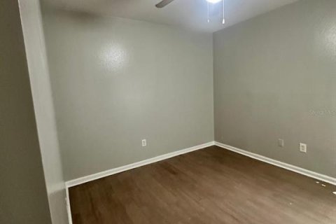 Villa ou maison à louer à Orlando, Floride: 3 chambres, 111.39 m2 № 2383993 - photo 6