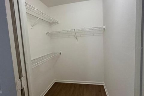Villa ou maison à louer à Orlando, Floride: 3 chambres, 111.39 m2 № 2383993 - photo 3