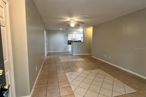 Villa ou maison à louer à Orlando, Floride: 3 chambres, 111.39 m2 № 2383993 - photo 12