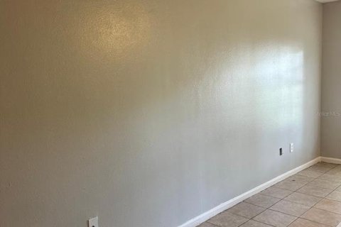 Villa ou maison à louer à Orlando, Floride: 3 chambres, 111.39 m2 № 2383993 - photo 10