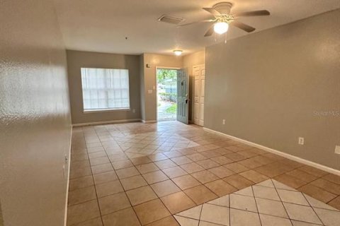 Villa ou maison à louer à Orlando, Floride: 3 chambres, 111.39 m2 № 2383993 - photo 11