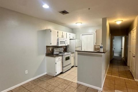 Villa ou maison à louer à Orlando, Floride: 3 chambres, 111.39 m2 № 2383993 - photo 16