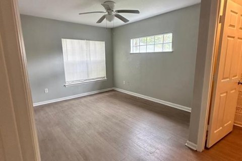 Villa ou maison à louer à Orlando, Floride: 3 chambres, 111.39 m2 № 2383993 - photo 7