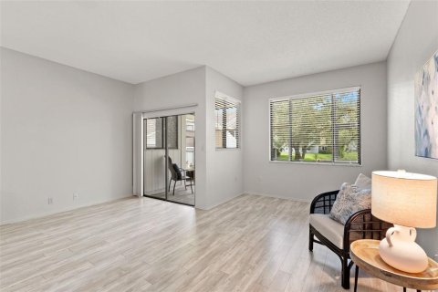 Casa en venta en Palm Harbor, Florida, 2 dormitorios, 124.02 m2 № 1782481 - foto 23