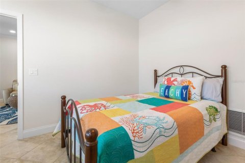 House in Flagler Beach, Florida 5 bedrooms, 228.54 sq.m. № 1650071 - photo 29