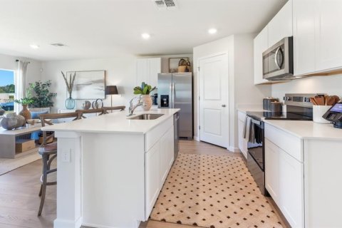 House in Port Charlotte, Florida 3 bedrooms, 123.37 sq.m. № 2152381 - photo 6