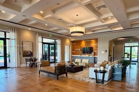 Villa ou maison à louer à Hialeah, Floride: 5 chambres, 226.31 m2 № 2388052 - photo 22