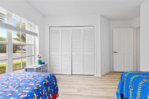 Villa ou maison à vendre à Doral, Floride: 4 chambres, 202.34 m2 № 1989481 - photo 23